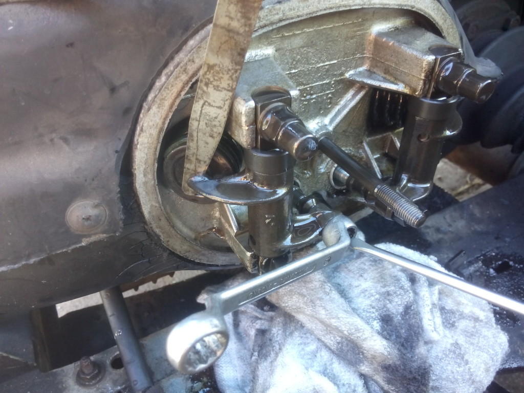 Adjusting 2CV valve rocker clearances – Colonel Sponsz's Shared Items