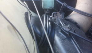 Rubber heat dump-off tube fitted to a 2CV