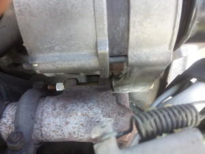 2CV alternator mounting to exhaust manifold