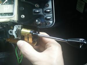 2CV headlight switch mechanism