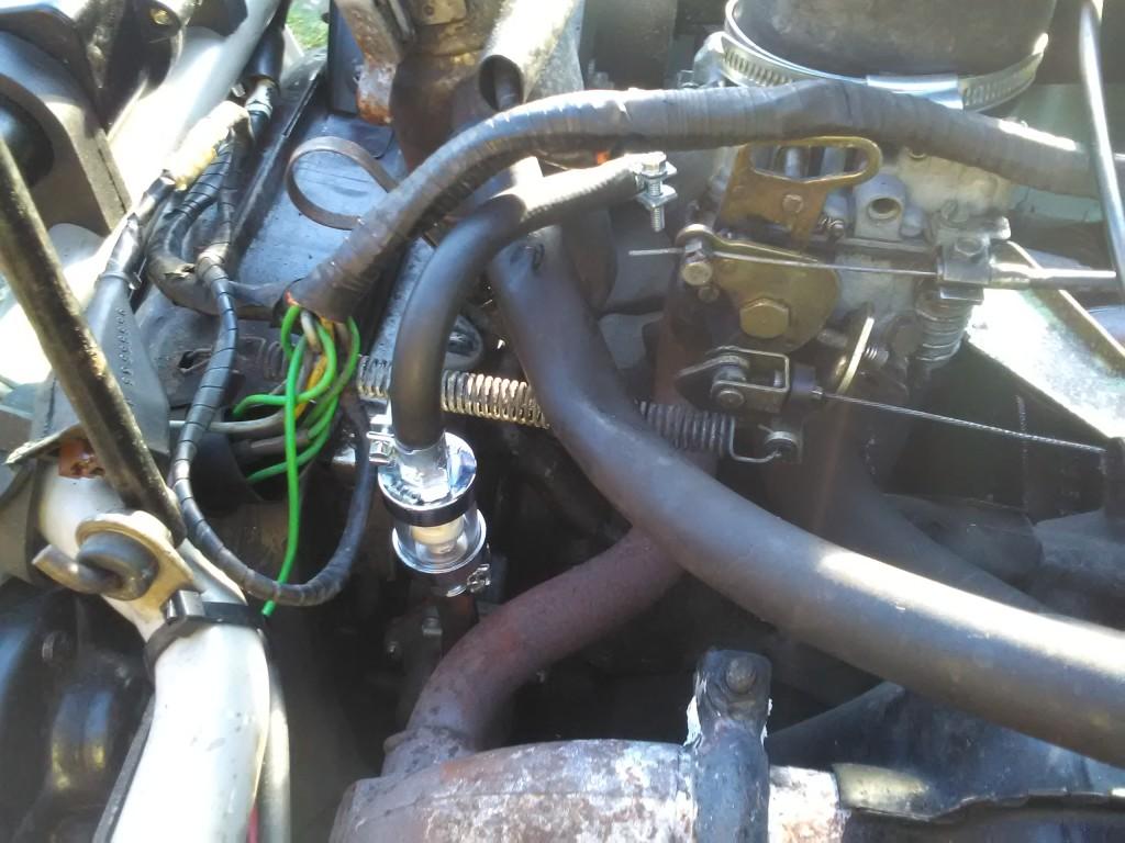 2CV fuel filter in-situ