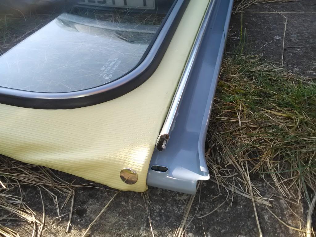 2CV boot hinge fitted to roof