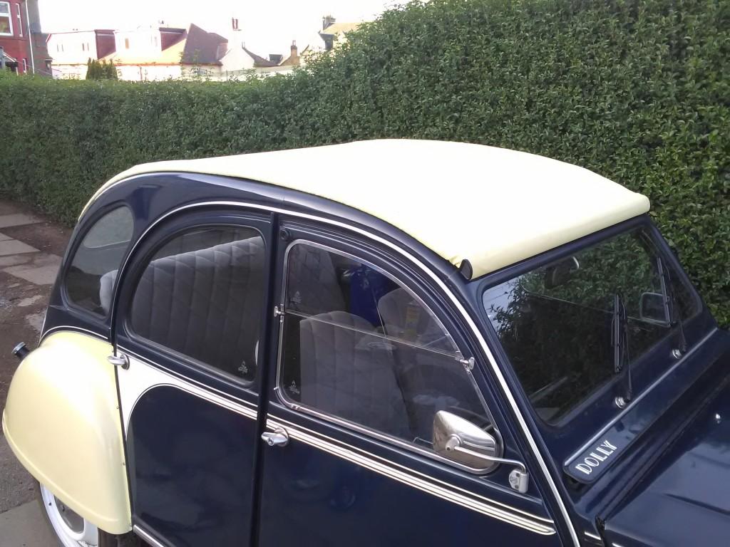 2CV roof