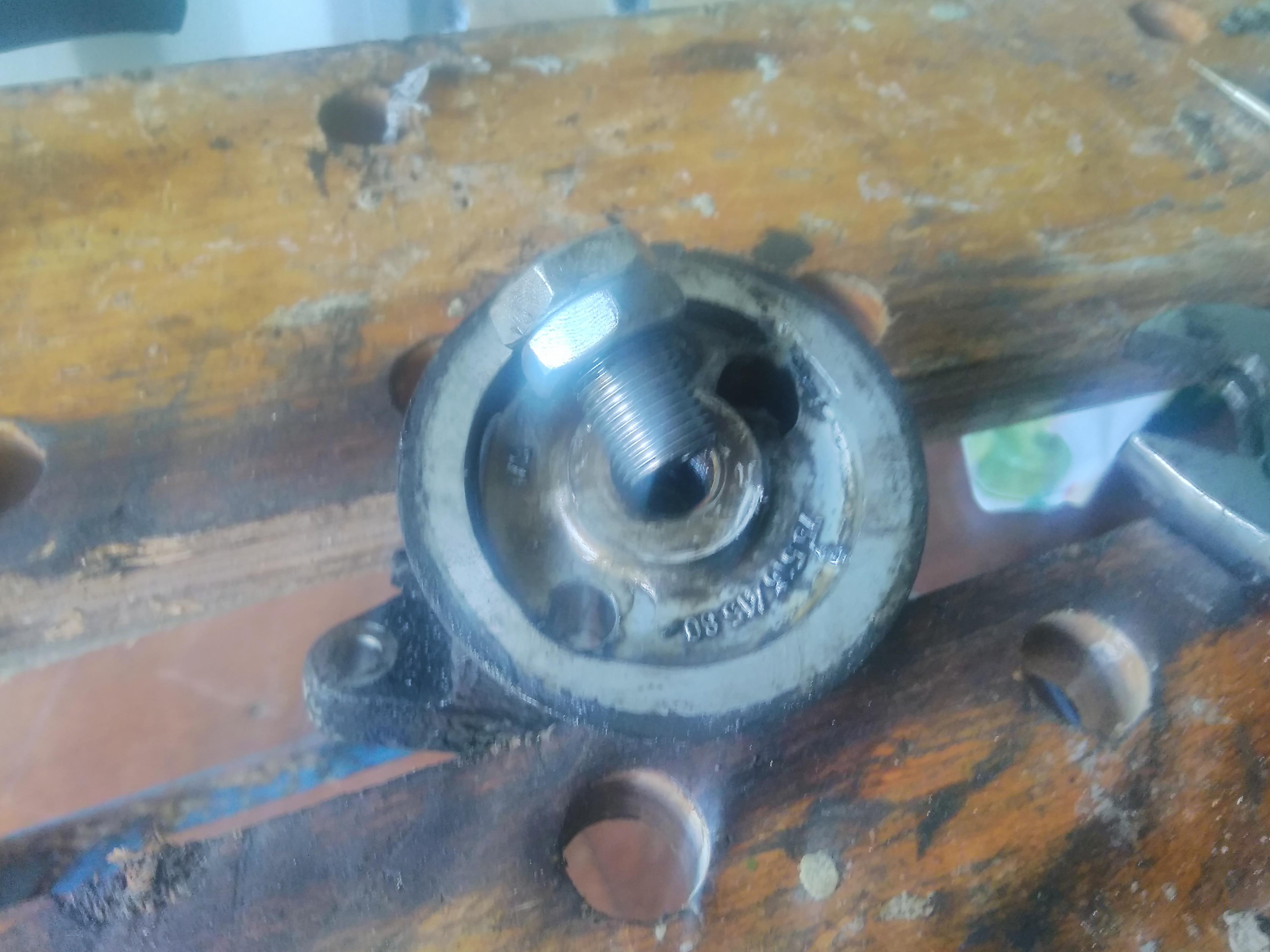 2CV oil filter spigot removal with SPOG nuts