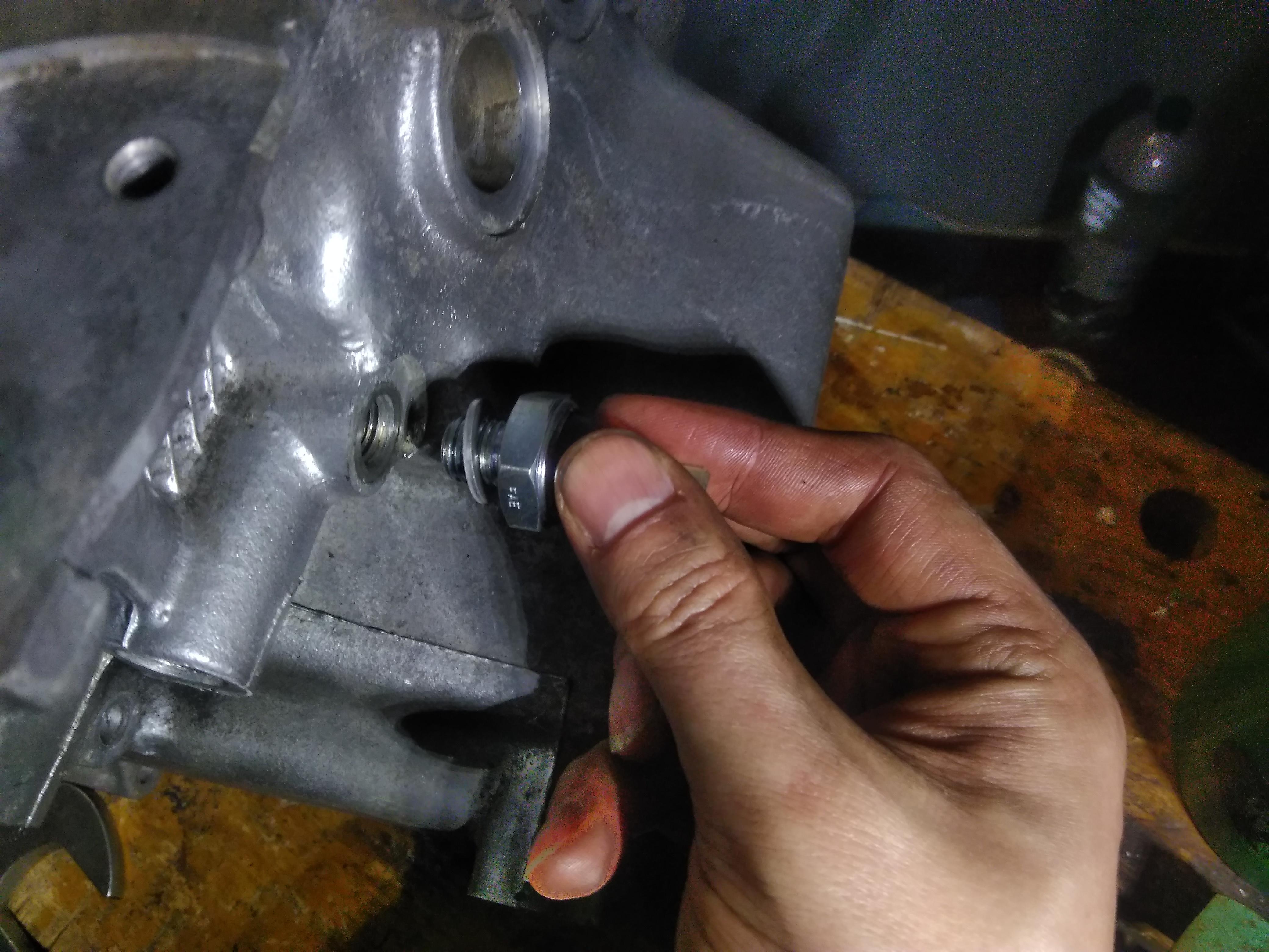 2CV low oil pressure sender fitting