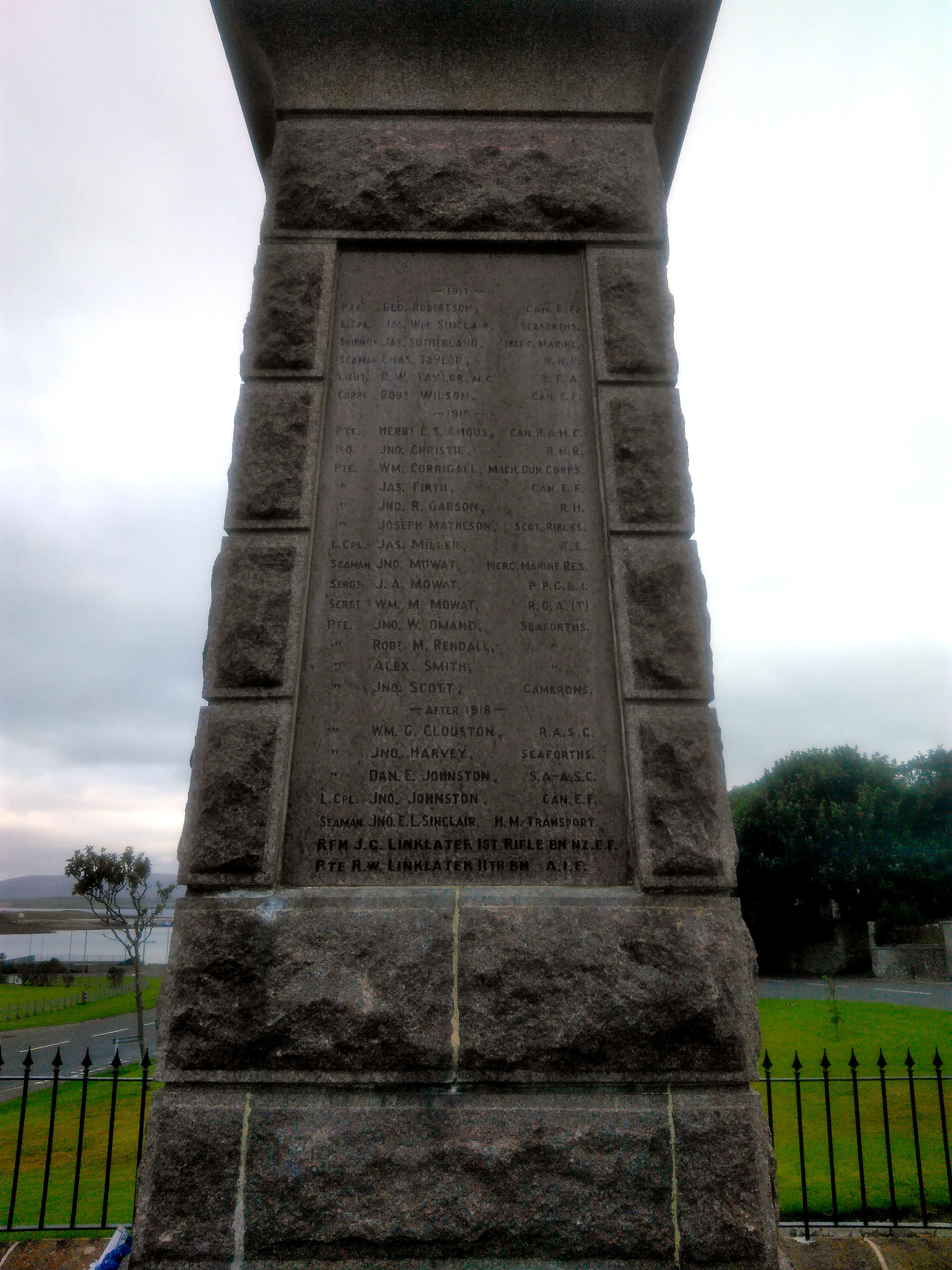 Stromness War Memorial - north face