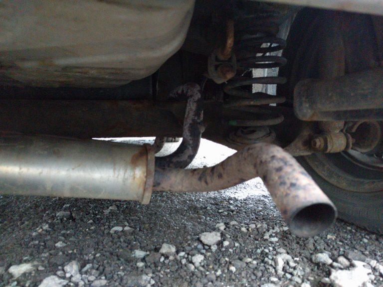 Replacing a Citroen C1 exhaust Colonel Sponsz's Shared Items